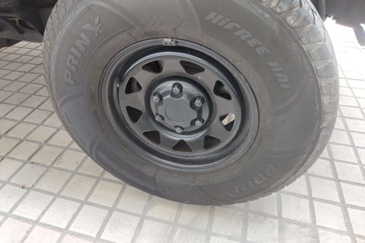 BAW北汽制造 212经典 2023款 狙击手 2.4T 手动轻装款车身外观10