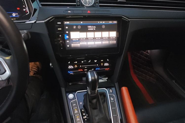 大众 迈腾GTE插电混动 2022款 GTE 豪华型中控内饰16