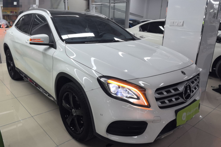 奔驰GLA 2019款 GLA 200 时尚型车身外观6002