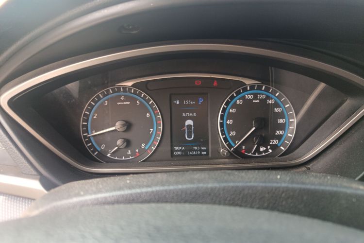 海马M6 2017款 1.5T CVT豪华型局部细节14