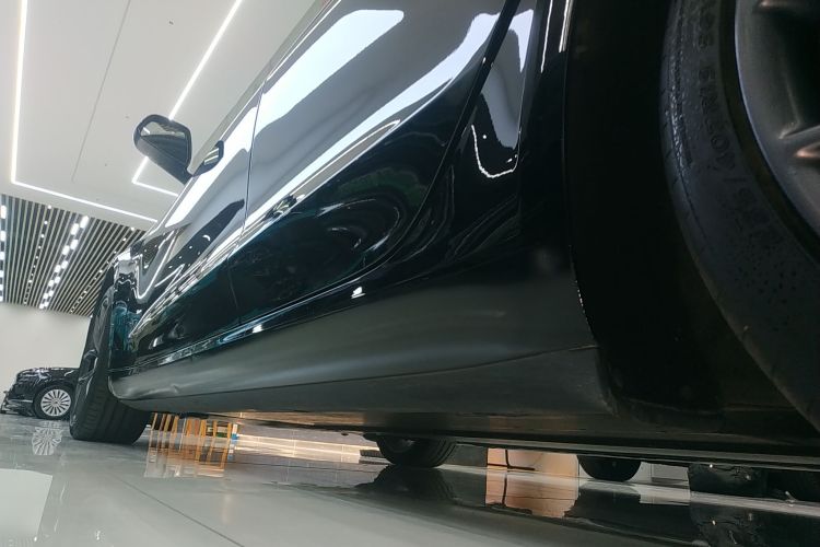 特斯拉 Model 3 2022款 Performance高性能全轮驱动版局部细节9002