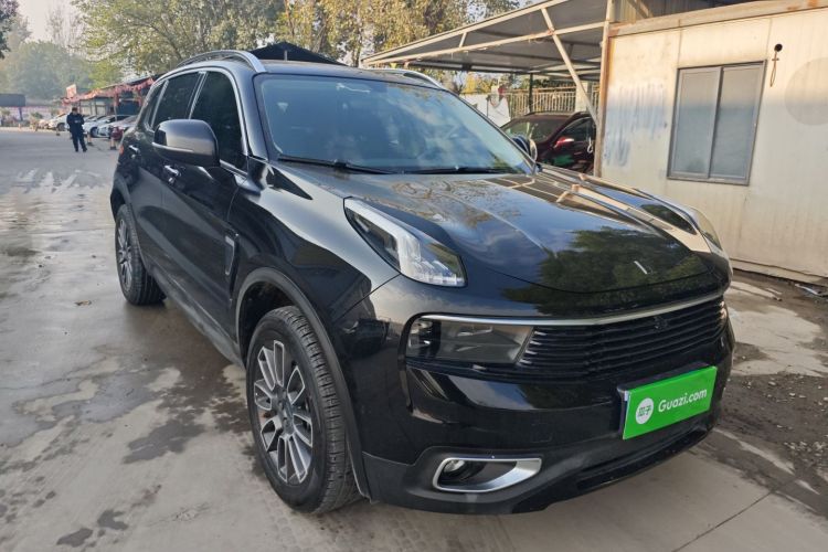 领克01 2020款 2.0T 两驱纯Pro版 国VI车身外观3