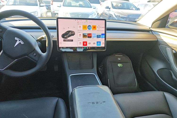 特斯拉 Model 3 2021款 标准续航后驱升级版局部细节16