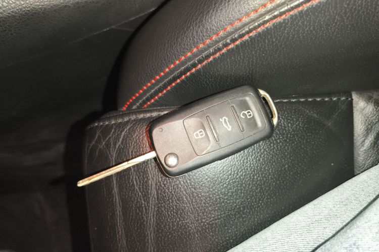 大众 高尔夫GTI 2012款 2.0TSI GTI中控内饰11