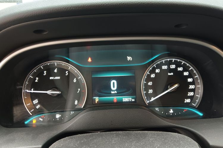 别克 英朗 2021款 改款 典范 1.5L 自动精英型局部细节14