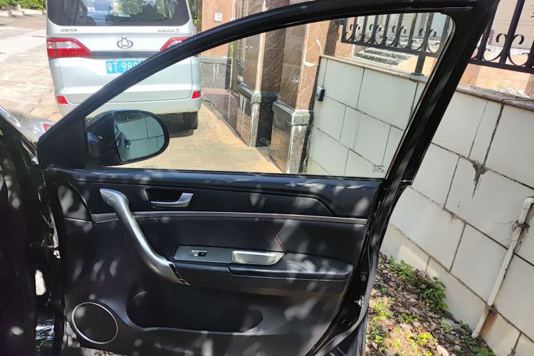 哈弗H6 2017款 改款红标 运动版 1.5T 自动两驱豪华型中控内饰42