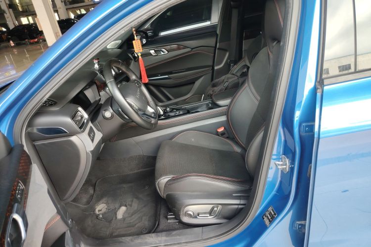 领克03 2019款 2.0TD 自动劲Pro版中控内饰19