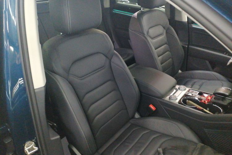 大众 途锐 2021款 3.0TSI 锐享版 曜黑运动套装局部细节41