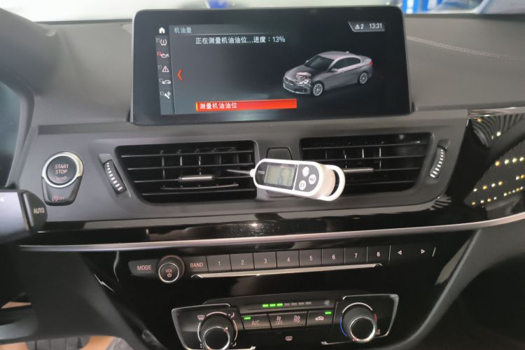 宝马1系 2019款 118i M运动套装中控内饰16