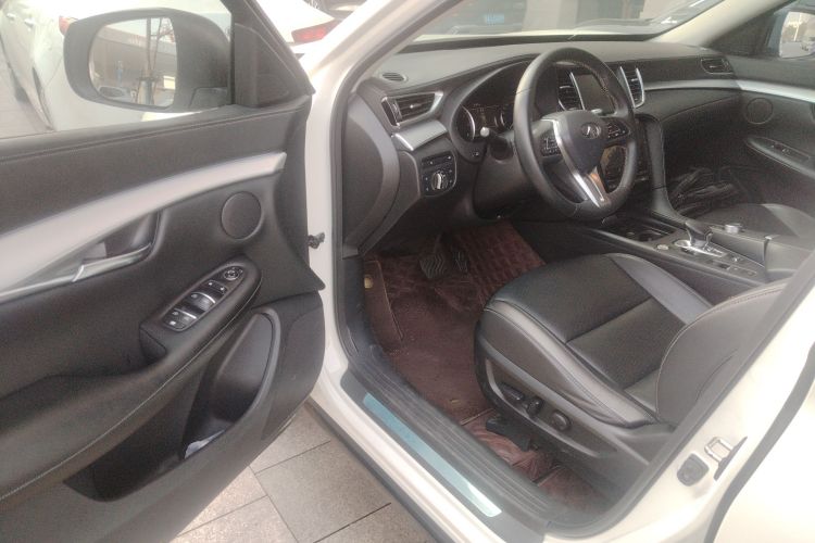 英菲尼迪QX50 2018款 2.0T 两驱时尚版中控内饰20