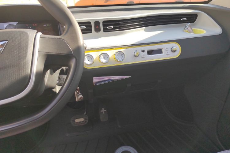 五菱汽车 宏光MINIEV 2021款 马卡龙臻享款 三元锂中控内饰16