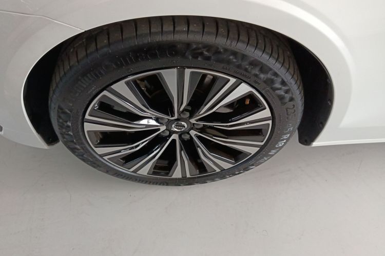 沃尔沃V60 2024款 B5 智远豪华版车身外观35