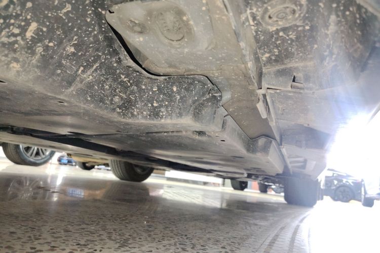 丰田 凯美瑞 2021款 双擎 2.5HGVP 领先版局部细节9001