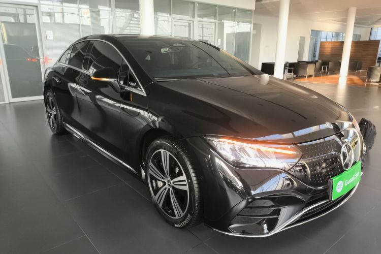 奔驰EQE 2025款 500 4MATIC 先锋版车身外观6002