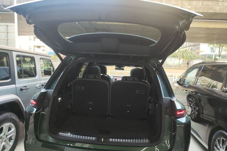 理想汽车 理想L8 2023款 Max局部细节23