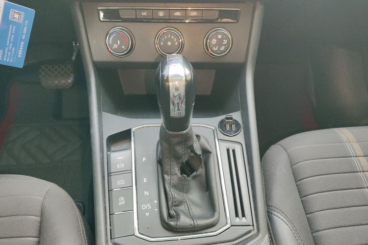 大众 朗逸 2021款 1.5L 自动视野版中控内饰18