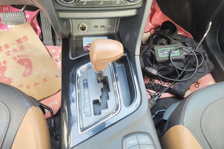 东南DX7 2017款 1.5T 自动荣耀版局部细节18