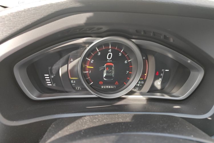 沃尔沃V40 2017款 Cross Country T3 智雅版中控内饰14