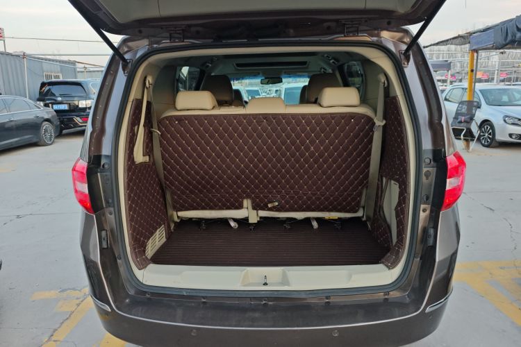 别克GL8 2017款 25S 豪华型 国V局部细节23