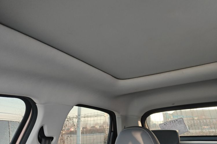 零跑汽车 零跑T03 2021款 400豪华版局部细节22