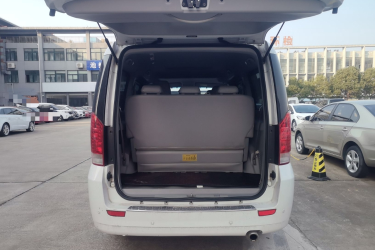 江汽集团 瑞风M5 2016款 2.0T 汽油自动公务版机舱底盘23