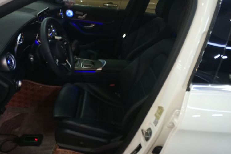 奔驰GLC 2020款 GLC 300 L 4MATIC 动感型局部细节19