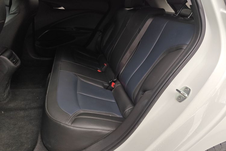 别克 微蓝6 2023款 改款 430km 出行版中控内饰21