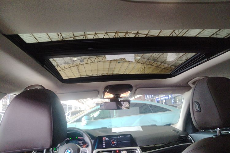 宝马3系 2020款 320Li M运动套装局部细节22