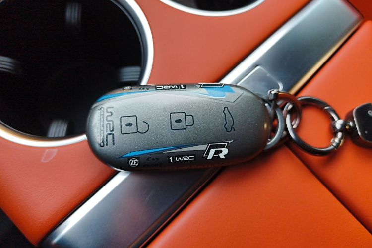 理想汽车 理想L8 2024款 Pro中控内饰7001