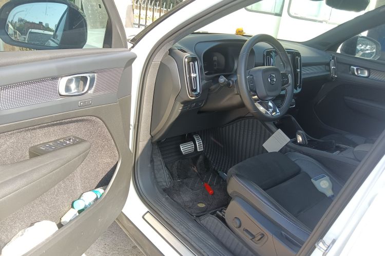 沃尔沃XC40新能源 2021款 P8 纯电 四驱智雅运动版中控内饰7003