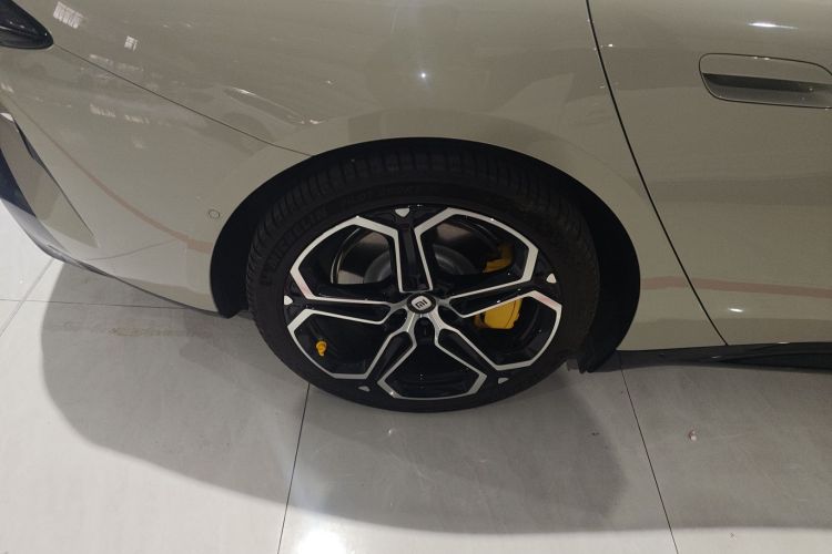 小米汽车 小米SU7 2024款 后驱超长续航高阶智驾Pro版车身外观6008