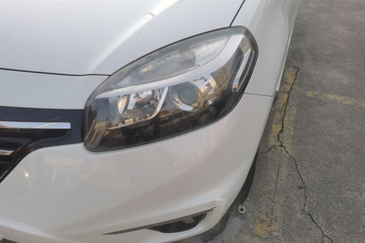 雷诺 科雷傲(进口) 2014款 改款 2.0L 两驱时尚版局部细节36