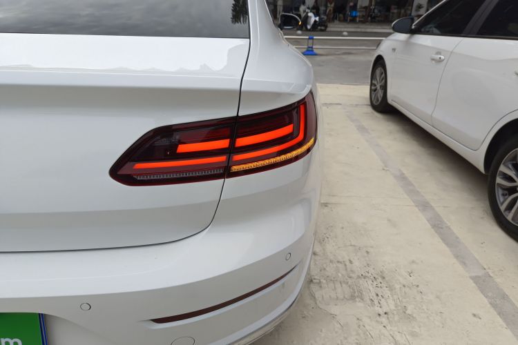 一汽-大众CC 2019款 330TSI 华颜版 国V车身外观9