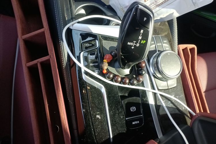 宝马5系 2022款 改款二 525Li M运动套装局部细节18