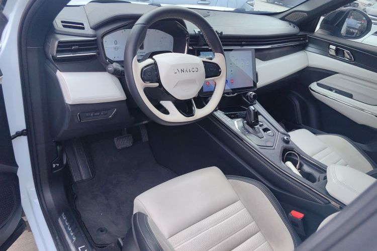 领克01 2023款 1.5TD EM-F 晨曦中控内饰12