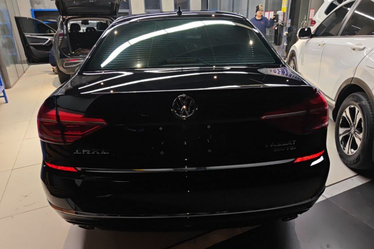 大众 帕萨特 2017款 380TSI DSG旗舰版车身外观6004