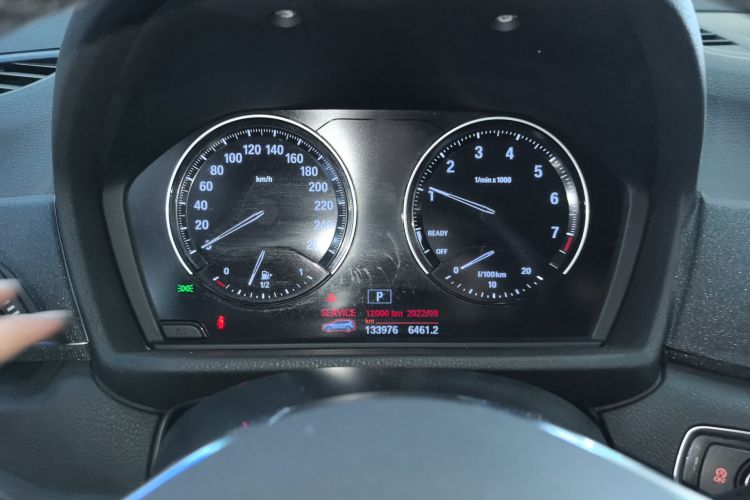 宝马X1 2018款 sDrive18Li 时尚型中控内饰14