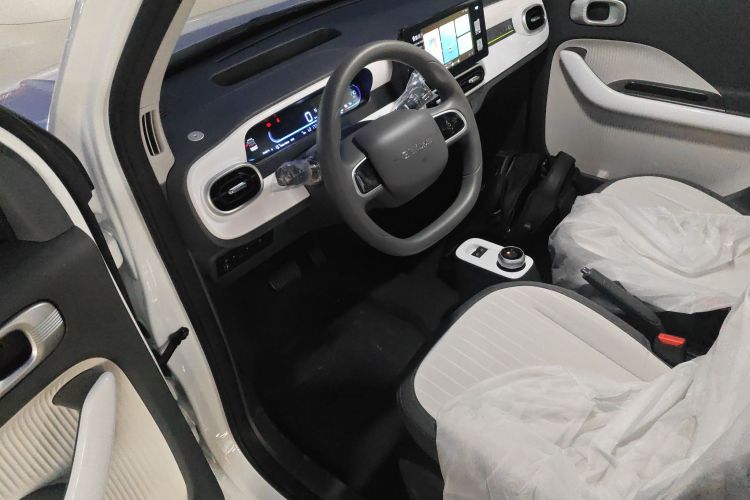 吉利银河 熊猫 2025款 210km 元气熊中控内饰7003