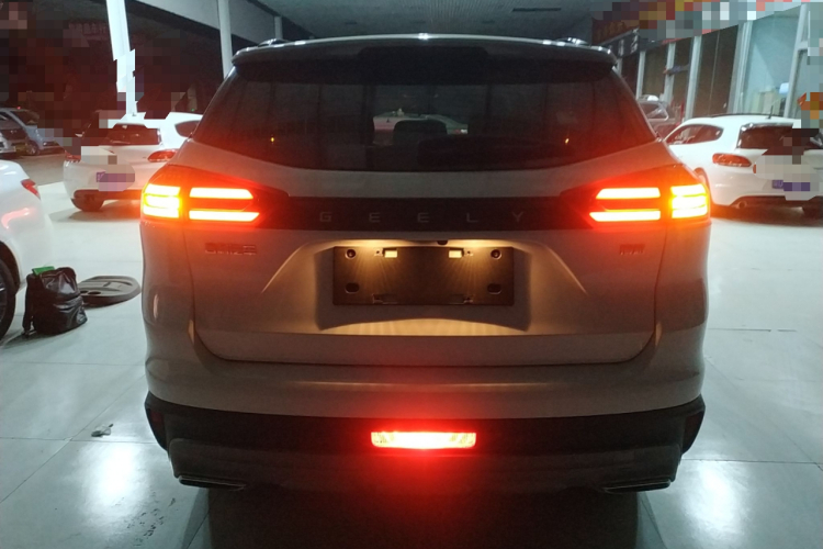 吉利汽车 博越 2021款 1.8TD DCT两驱亚运舒适版车身外观6