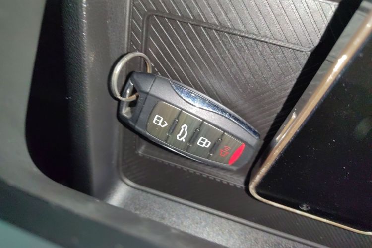 哈弗H6 2021款 第三代 1.5T 自动两驱Max中控内饰7001