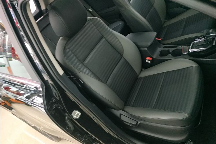 起亚 智跑 2018款 2.0L 自动智享豪华版 国V局部细节41