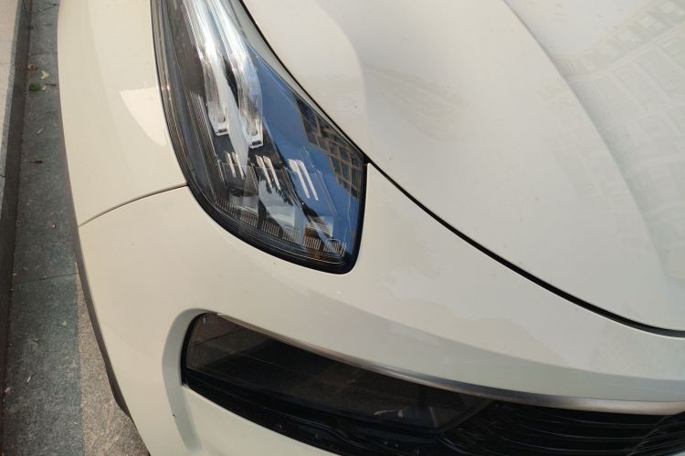 领克01 2017款 2.0T 两驱型Pro版车身外观8