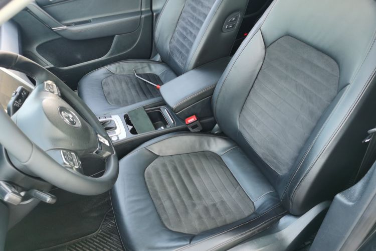 大众 迈腾 2015款 改款 1.8TSI 豪华型中控内饰19