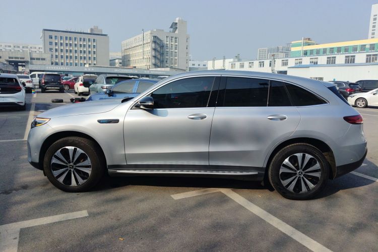 奔驰EQC 2021款 EQC 350 4MATIC车身外观4