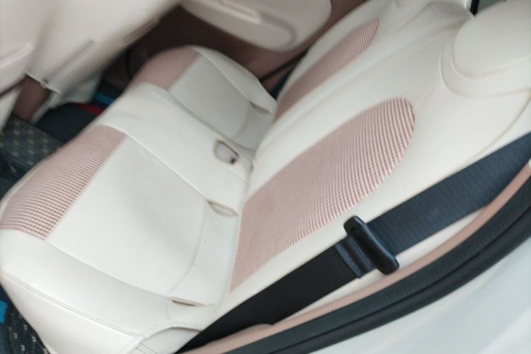 五菱汽车 宏光MINIEV 2025款 四门版 臻享+款中控内饰21