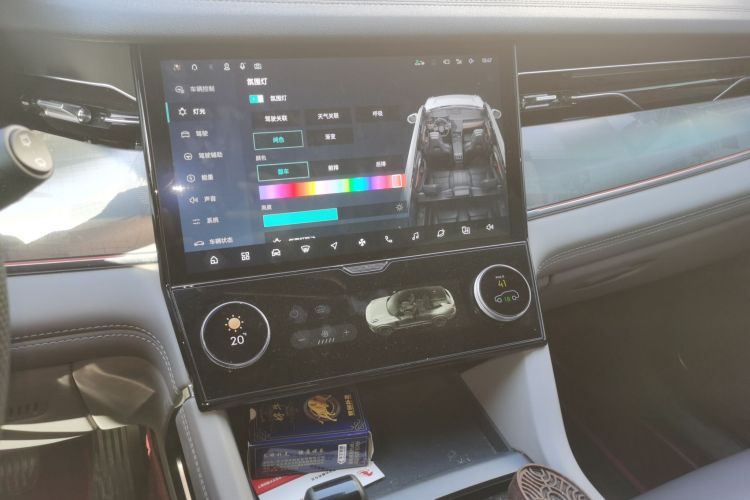 领克09 EM-P 2023款 2.0TD EM-P 远航版PM 七座局部细节16