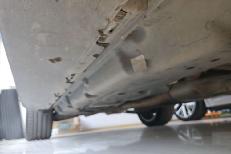 奔驰GLE 2018款 GLE 320 4MATIC 豪华型臻藏版局部细节9001