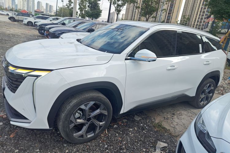 吉利汽车 博越L 2023款 1.5TD DCT尊贵型车身外观4