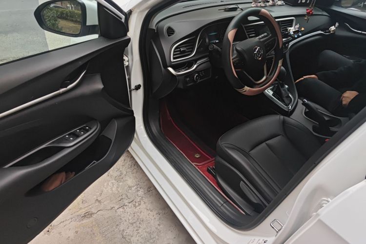 别克 英朗 2021款 典范 1.5L 自动精英型中控内饰20