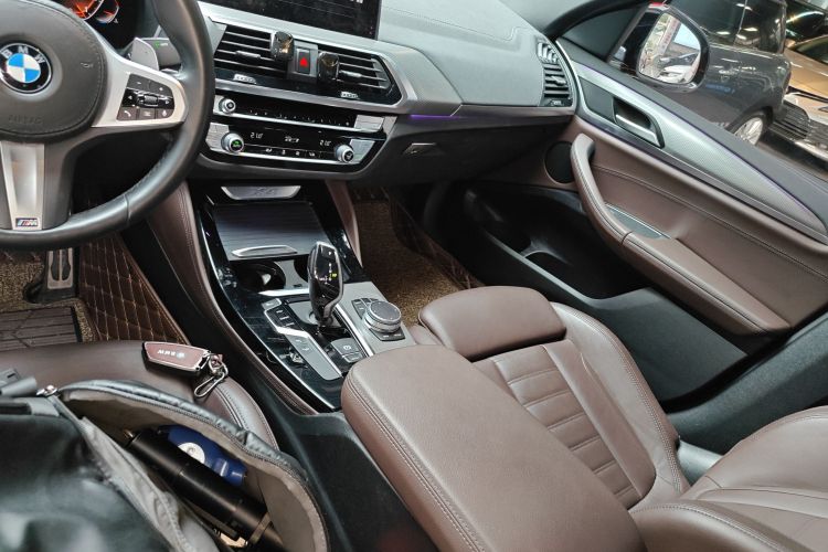 宝马X4 2020款 xDrive25i M运动套装局部细节18